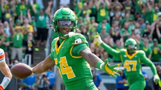 No. 6 Oregon runs the score up in thrashing of Oklahoma State (College Football)