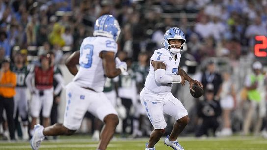 North Carolina's stout D gives Bill Belichick first win (College Football)