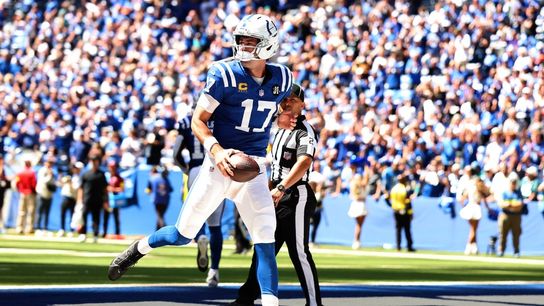 Daniel Jones, Colts defense smother Dolphins (NFL)