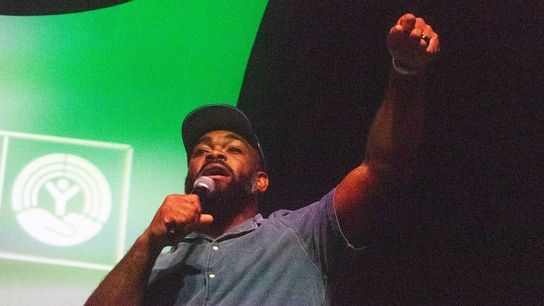 Brandon Graham mulls ending retirement, rejoining Eagles (NFL)