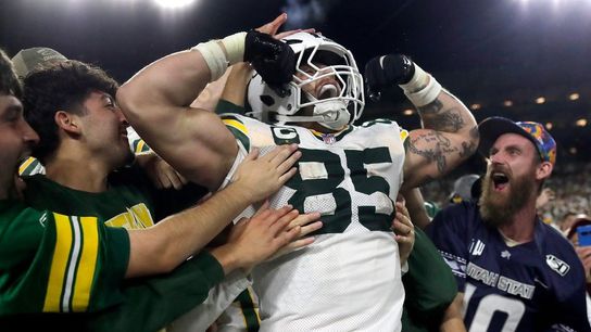 Reports: Packers TE Tucker Kraft (knee) OK after 'little scare' (NFL)