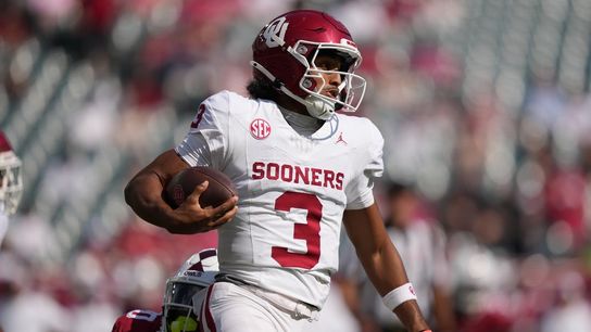 No. 5 Oklahoma hands keys to QB Michael Hawkins Jr. vs Kent State (College Football)