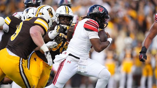 Devon Dampier tosses 2 TDs as No. 20 Utah takes down Wyoming (College Football)
