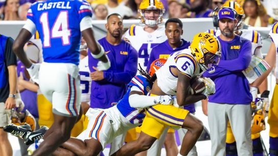 No. 3 LSU snags five interceptions in win over Florida (College Football)