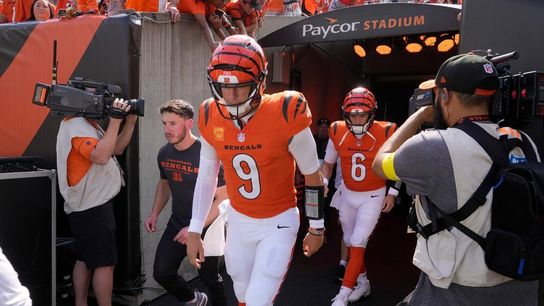 Bengals QB Joe Burrow departs with toe injury (NFL)