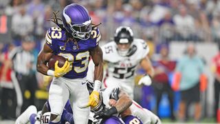Vikings activate RB Aaron Jones off IR for Chargers game (NFL)