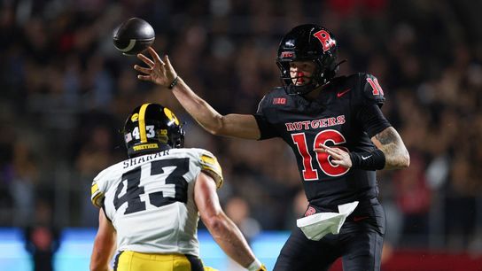 Mark Gronowski's 3 rushing TDs take Iowa past Rutgers (College Football)