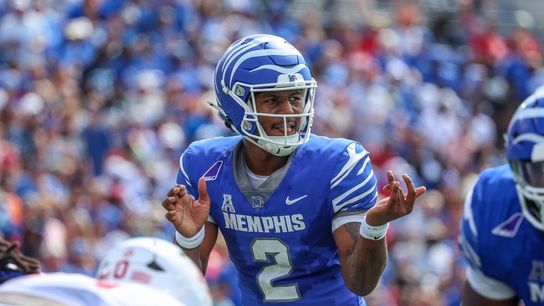 UAB stuns No. 22 Memphis in Alex Mortensen’s coaching debut (College Football)