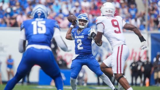 Memphis rallies to beat Arkansas for 4-0 start (College Football)