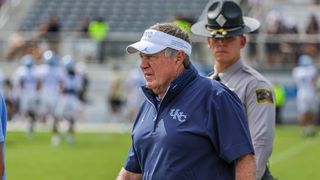 UNC suspends, investigates CBs coach over improper benefits (College Football)