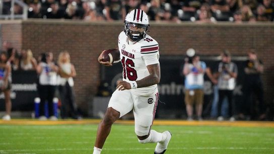 Kentucky readies backup quarterback traveling to South Carolina (College Football)