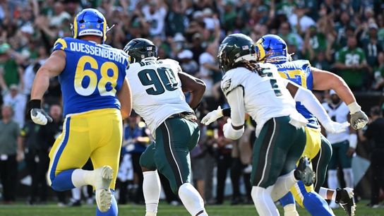 Last-second FG block caps Eagles' wild comeback win over Rams (NFL)