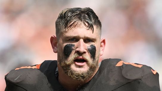 Report: Texans reach 2-year deal with G Wyatt Teller (NFL)