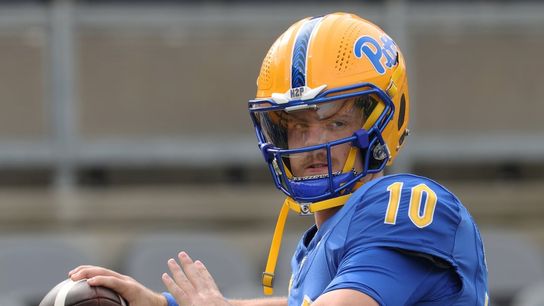 Pitt riding with QB Eli Holstein against Boston College (College Football)
