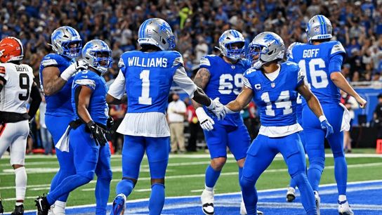 Amon-Ra St. Brown (2 TDs), Lions drub sloppy Browns (NFL)