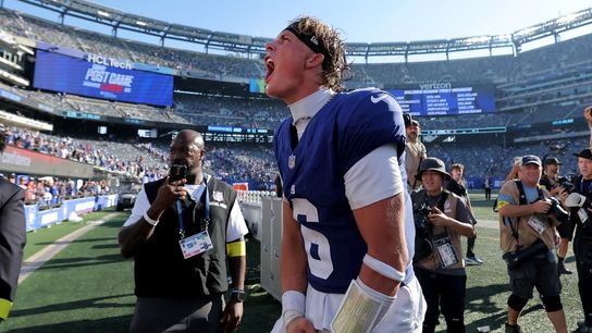 NFL roundup: Giants' Jaxson Dart wins 1st start over previously unbeaten Chargers (NFL)