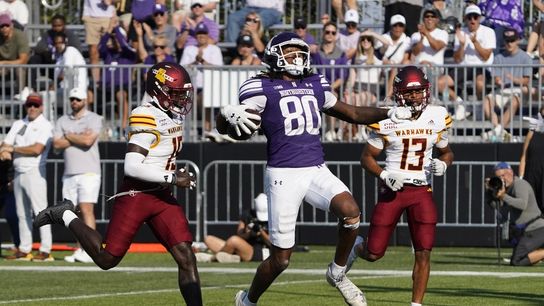 Northwestern reels off 42 straight to subdue UL-Monroe (College Football)