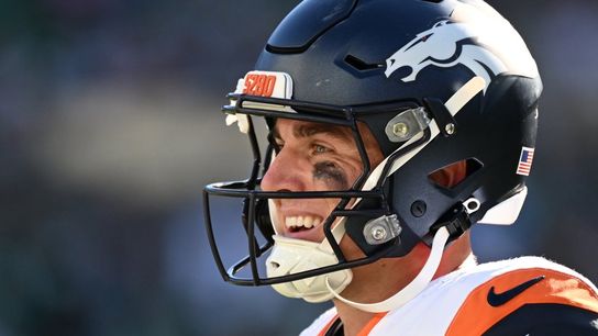 Broncos batter Justin Fields, Jets in London rock fight (NFL)