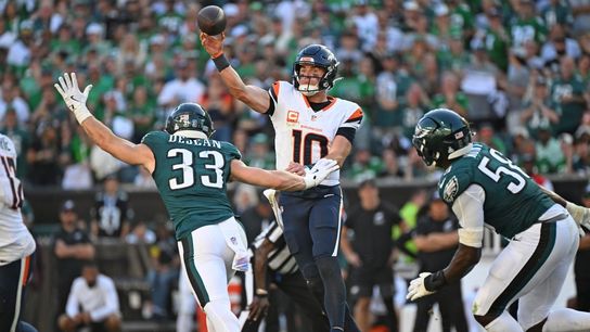 NFL roundup: Broncos knock Eagles from unbeatens with furious comeback (NFL)
