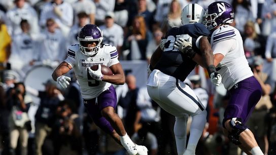 Northwestern rallies late, hands Penn State 3rd straight loss (College Football)
