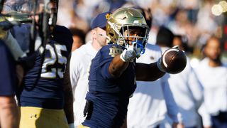 No. 16 Notre Dame piles on ealry, dispatches NC State (College Football)