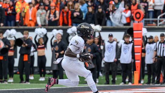 Chris Barnes hauls in 3 TDs, as Wake Forest dominates Oregon State (College Football)