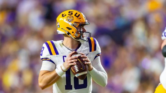 No. 10 LSU takes on No. 17 Vandy in clash of offensive styles (College Football)