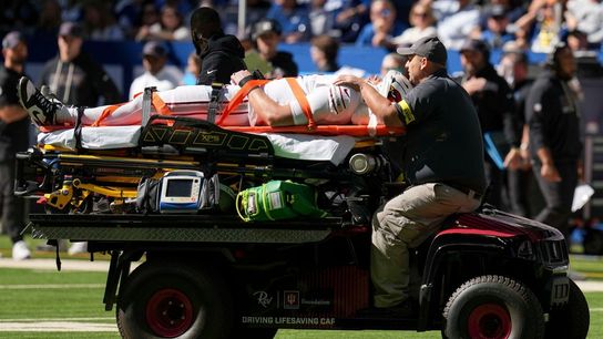 Cardinals’ Travis Vokolek (neck) taken off via stretcher; Marvin Harrison (concussion) also out (NFL)
