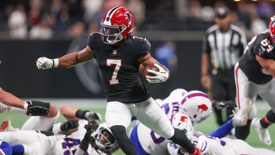 Bijan Robinson erupts for career night as Falcons beat Bills (NFL)
