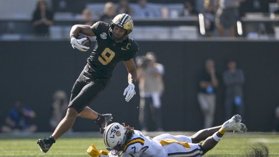Diego Pavia does it again as No. 17 Vanderbilt beats No. 10 LSU (College Football)
