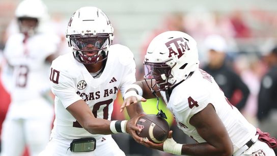 Marcel Reed shines as No. 4 Texas A&M holds off late Arkansas rally to stay perfect (College Football)