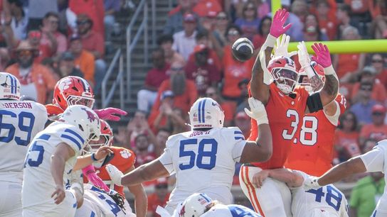 SMU stays perfect in ACC with win over Clemson (College Football)