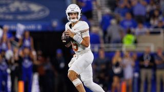 After goal-line stand in OT, Mason Shipley’s FG lifts No. 21 Texas over Kentucky (College Football)