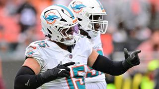 Reports: Eagles trade for Dolphins DE Jaelan Phillips (NFL)