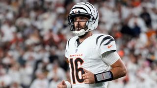 Bengals QB Joe Flacco active, DE Trey Hendrickson out vs. Bears (NFL)