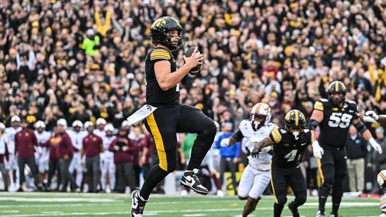 Iowa takes down Minnesota in all-around dominant performance (College Football)