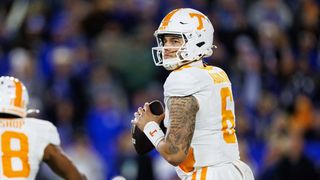 No. 14 Tennessee brings high-powered offense to clash with No. 18 Oklahoma (College Football)
