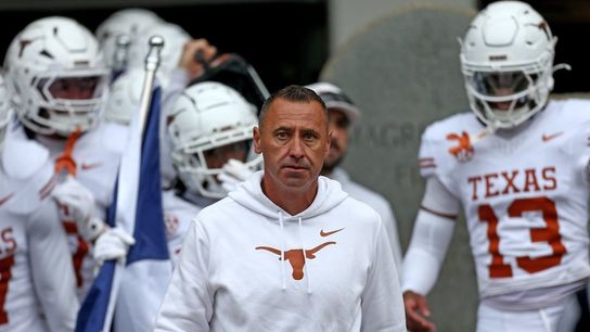 Texas' Steve Sarkisian calls report on NFL interest 'absolutely ridiculous' (College Football)