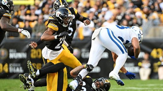 Steelers' defense dominates to knock off Colts (NFL)