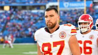 Report: TE Travis Kelce wants to keep playing, perhaps not for Chiefs (NFL)