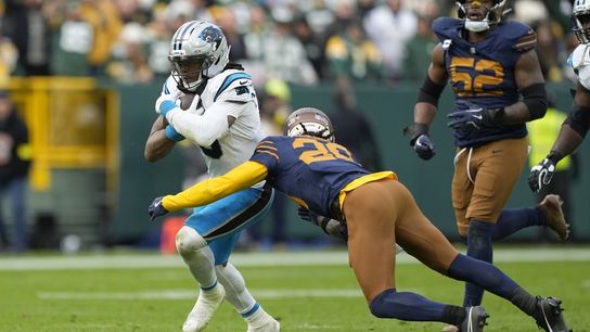 Rico Dowdle, opportunistic Panthers upset Packers (NFL)