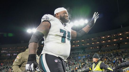 Reports: Eagles re-sign OT Fred Johnson (NFL)