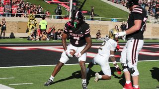 No. 6 Texas Tech rolls to commanding victory over UCF (College Football)