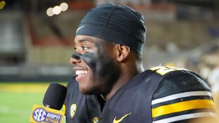 Missouri RB Ahmad Hardy shot, in stable condition (College Football)