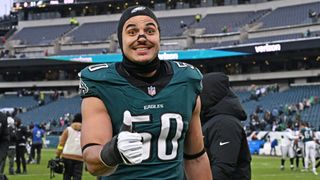Reports: LB Jaelan Phillips signs with Panthers on 4-year, $120M deal (NFL)