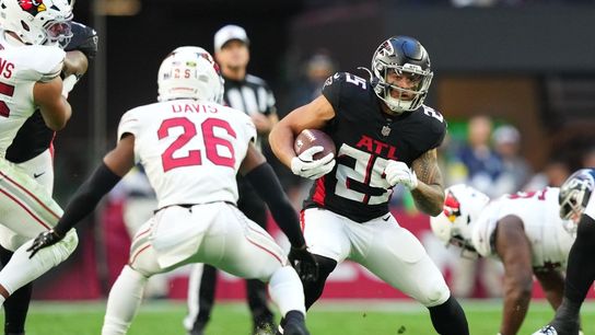 Reports: Cardinals lure RB Tyler Allgeier on $12.25M deal (NFL)