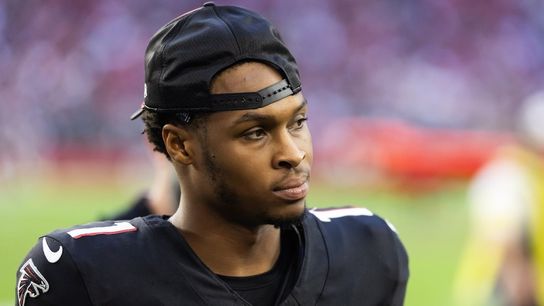 Reports: Giants signing WR Darnell Mooney to 1-year, $10M deal (NFL)