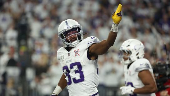 Report: Vikings to cut RB Aaron Jones, DT Javon Hargrave barring trade (NFL)