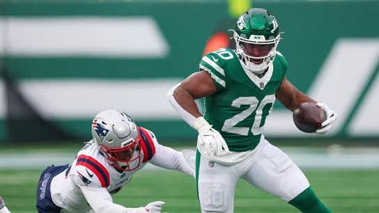Jets plan to use franchise tag on RB Breece Hall if deal not reached (NFL)