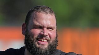 Long-time Browns G Joel Bitonio retires after 12 seasons (NFL)